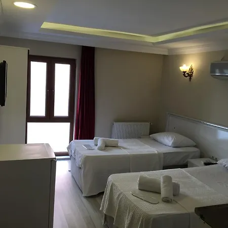 Economy hotel Center Park *